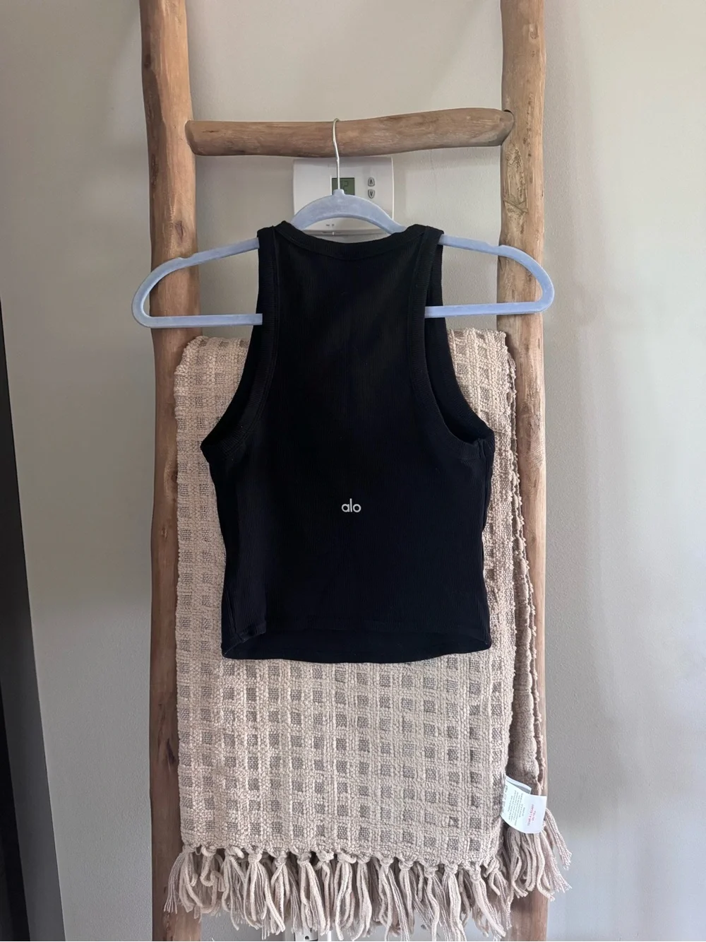 🖤 ALO Timeless Tank — Black | Small